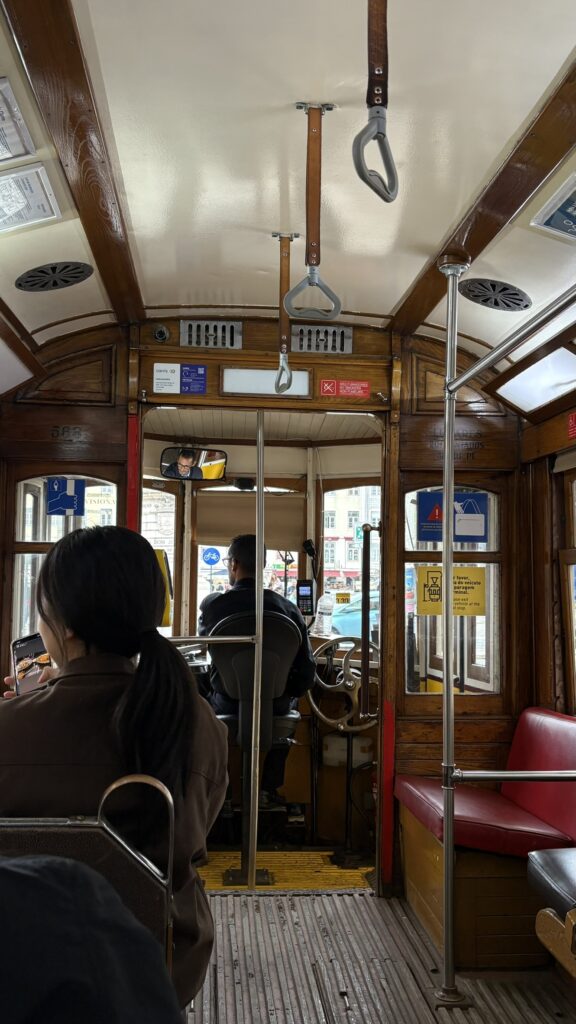 tram risbon